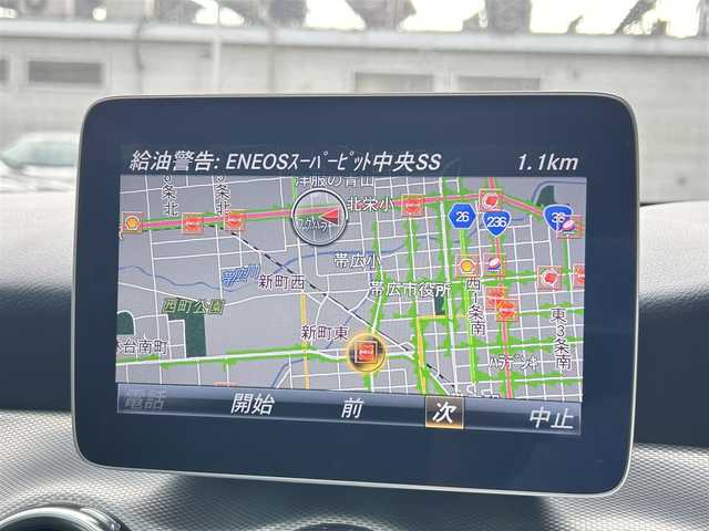 メルセデス・ベンツ ＧＬＡ２２０ 4マチック 道東・釧路十勝 2019(令1)年 6.2万km ポーラホワイト レーダーセーフティーパッケージ/　・ブラインドスポットアシスト/　・アクティブディスタンスアシストディストロニック/　・レーンキーピングアシスト/パノラミックスライディングルーフ/黒革/シートヒーター/純正ナビ/TV/CD/DVD/BT/USB/メモリ付きパワーシート/パワーバックドア/フットトランクオープナー/バックカメラ/純正ドライブレコーダー(前後)/パドルシフト/LEDヘッドライト/オートライト/フロント/リアフォグライト/純正18インチAW/ETC