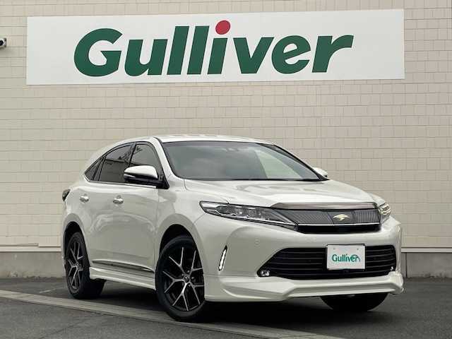 トヨタ ハリアー プレミアム スタイルノアール 静岡県 2019(令1)年 4.6万km ホワイトパールクリスタルシャイン ●純正ナビ/(フルセグ/CD/DVD/Bluetooth)/(NSZT-Y68T)/●ハーフレザーシート/●運転席パワーシート/●バックカメラ/●レーダークルーズコントロール/●衝突被害軽減システム/●レーンキープアシスト/●前後コーナーセンサー/●電動パーキングブレーキ/●オートブレーキホールド/●LEDライト＆フォグランプ/●オートライト/●オートマチックハイビーム/●革巻きステアリング/●ステアリングスイッチ/●ETC/●前方ドライブレコーダー/●電動リアゲート/●電動格納ウィンカーミラー/●ドアバイザー/●プッシュスタート/●スマートキー/●純正18インチアルミホイール/●W＋カーテンSRS＋ABS