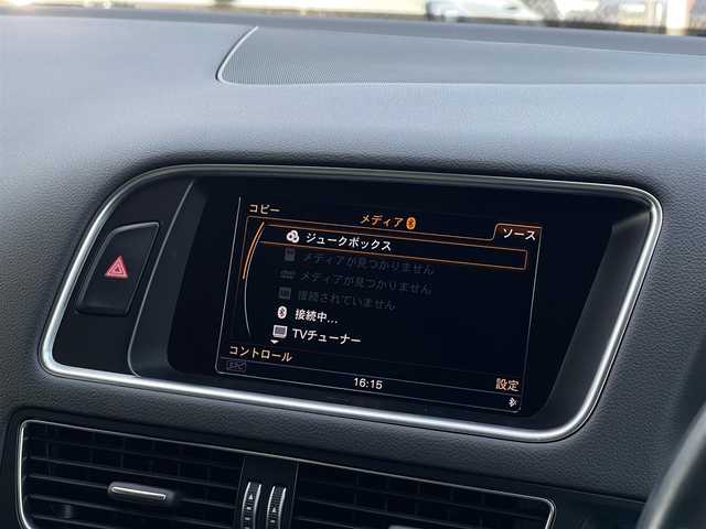 アウディ Ｑ５ 2．0 TFSI クワトロ 山梨県 2016(平28)年 3万km グレイシアホワイトメタリック 黒革 /シートH /Bang＆Olufsen /ACC/純正ＨＤＤナビ/Ｂカメラ/Ｓカメラ/アシスタンスＰ/ＢＳＡ/ＬＫＡ/ＣＤ/ＤＶＤ/ＥＴＣ/前後ドラレコ/Ａライト/ＨＩＤヘッドライト/Ｐシート/純正１８ＡＷ/Ｐバックドア/スマートキー/スペア