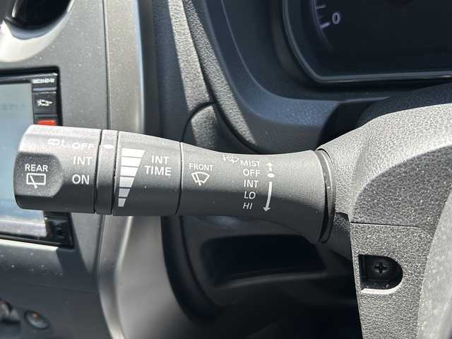 日産 ノート X FOUR Vセレ +セーフ 山形県 2014(平26)年 2.7万km ラディアントレッド 4WD/衝突被害軽減システム/純正ナビ/（Bluetooth/CD/DVD/フルセグ)/踏み間違い衝突防止アシスト/レーンキープアシスト/横滑り防止装置/アラウンドビューカメラ/インテリジェントルームミラー/自動防眩式ルームミラー/前後コーナーセンサー/LEDオートヘッドライト/ヒーターミラー/電動格納ミラー/ウィンカーミラー/純正アルミホイール/純正フロアマット/スマートキー/ドアバイザー