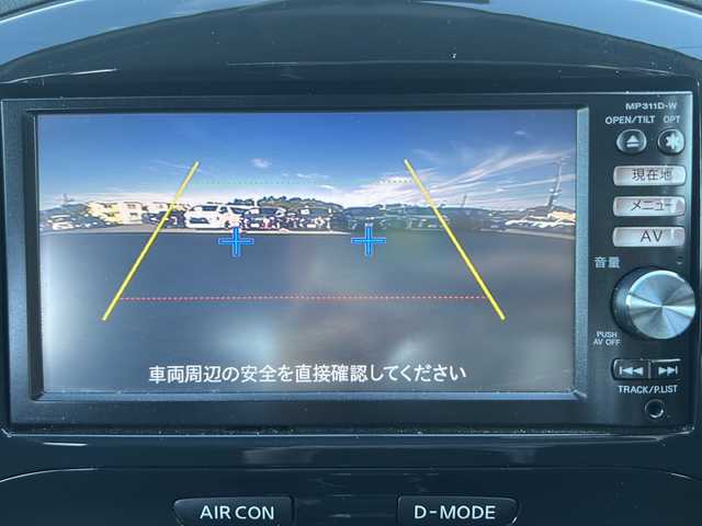 日産 ジューク 茨城県 2011(平23)年 7.1万km サファイアブラック 純正SDナビ/　　BT/CD/DVD/フルセグ/バックカメラ/オートライト/純正16インチアルミホイール/スマートキー/ETC
