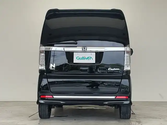 ホンダ Ｎ ＢＯＸ カスタム ターボ SSブラックSパッケージ 愛知県 2017(平29)年 6.9万km クリスタルブラックパール 純正ナビ/両側パワースライドドア/クルーズコントロール/シートヒーター/バックカメラ/純正アルミホイール/パドルシフト/衝突軽減システム/フルセグ/CD DVD/Bluetooth/ETC/ステアリングスイッチ/スマートキー/プッシュスタート