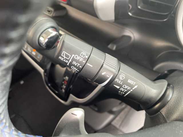 ホンダ Ｎ ＢＯＸ カスタム ターボ SSブラックSパッケージ 愛知県 2017(平29)年 6.9万km クリスタルブラックパール 純正ナビ/両側パワースライドドア/クルーズコントロール/シートヒーター/バックカメラ/純正アルミホイール/パドルシフト/衝突軽減システム/フルセグ/CD DVD/Bluetooth/ETC/ステアリングスイッチ/スマートキー/プッシュスタート