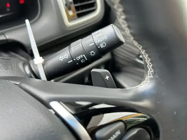 ホンダ オデッセイ アブソルート・EXホンダセンジング 愛媛県 2017(平29)年 5.3万km ホワイトオーキッドパール 純正8型ナビ/バックカメラ/両側電動スライド/ブラインドスポットモニター/アダプティブクルーズコントロール/パドルシフト/半革電動シート/クリアランスソナー/LEDヘッドライト/後付け大型アームレスト/ドアバイザー/シガーソケット/ステアリングリモコン/電格ミラー/ヒートミラー/現状サマー(純正AW)(225/45/R18)/Continental ContiMAXContactMC5