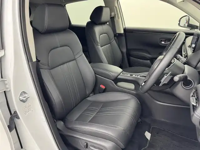 ホンダ ＺＲ－Ｖ Z 福岡県 2024(令6)年 1万km プラチナホワイトパール 純正９型ナビ　/全方位カメラ　/ホンダセンシング　/レーダークルコン　/シートヒーター　/ステアリングヒーター　/パワーシート　/置くだけ充電　/ＥＴＣ２．０　/ＢＳＭ　/ヒルアシストコントロール　/ＭＴモード付　/電動リアゲート