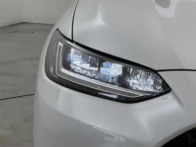 ホンダ ＺＲ－Ｖ Z 福岡県 2024(令6)年 1万km プラチナホワイトパール 純正９型ナビ　/全方位カメラ　/ホンダセンシング　/レーダークルコン　/シートヒーター　/ステアリングヒーター　/パワーシート　/置くだけ充電　/ＥＴＣ２．０　/ＢＳＭ　/ヒルアシストコントロール　/ＭＴモード付　/電動リアゲート