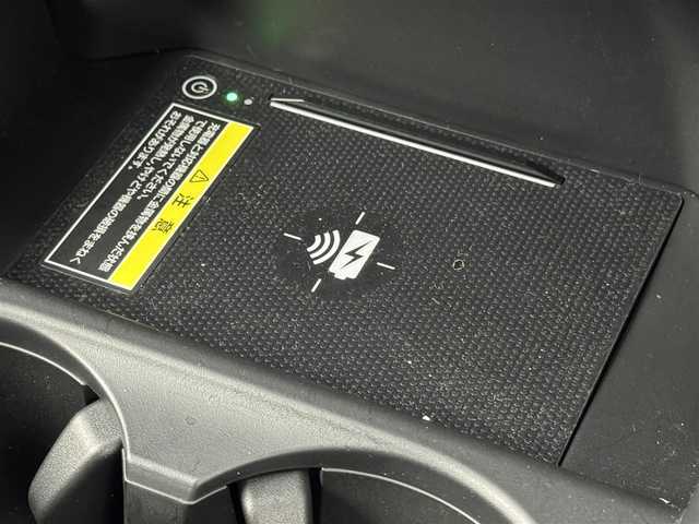 ホンダ ＺＲ－Ｖ Z 福岡県 2024(令6)年 1万km プラチナホワイトパール 純正９型ナビ／フルセグＴＶ　/全方位カメラ　/ワイヤレス充電　/レーダークルコン　/コーナーセンサー　/ホンダセンシング　/衝突軽減ブレーキ　/レーンキープ　/ブラインドスポットモニター　/アクセル踏み間違い防止　/シートヒーター　/シートメモリー付きパワーシート　/ハーフレザーシート　/ステアリングヒーター　/パワーバックドア　/ＬＥＤヘッドライト　/純正１８インチアルミホイール　