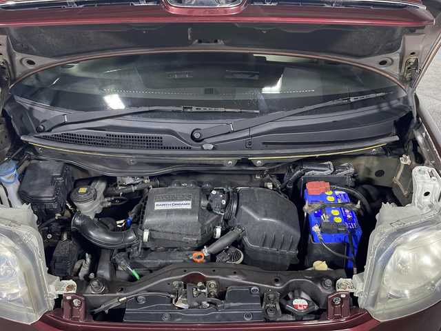 ホンダ Ｎ ＢＯＸ G Lパッケージ 沖縄県 2015(平27)年 7.2万km プレミアムディープロッソパール 禁煙車　/純正ナビ　/フルセグ　Ｂｌｕｅｔｏｏｔｈ　ＤＶＤ　ＳＤ　/片側パワースライドドア　/シティーアクティブブレーキ　/バックカメラ　/ベンチシート　/シートバックテーブル　/ドアバイザー　/純正フロアマット/ドアバイザー/ヘッドライトレベライザー/ロールサンシェード