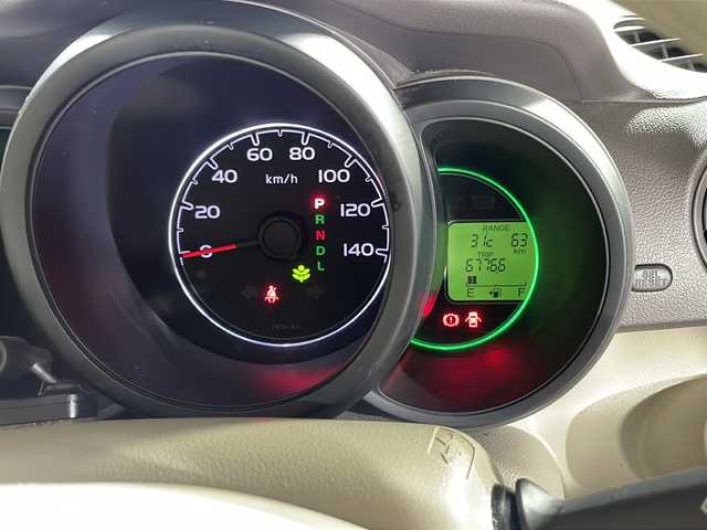 ホンダ Ｎ ＢＯＸ G Lパッケージ 沖縄県 2015(平27)年 7.2万km プレミアムディープロッソパール 禁煙車　/純正ナビ　/フルセグ　Ｂｌｕｅｔｏｏｔｈ　ＤＶＤ　ＳＤ　/片側パワースライドドア　/シティーアクティブブレーキ　/バックカメラ　/ベンチシート　/シートバックテーブル　/ドアバイザー　/純正フロアマット/ドアバイザー/ヘッドライトレベライザー/ロールサンシェード