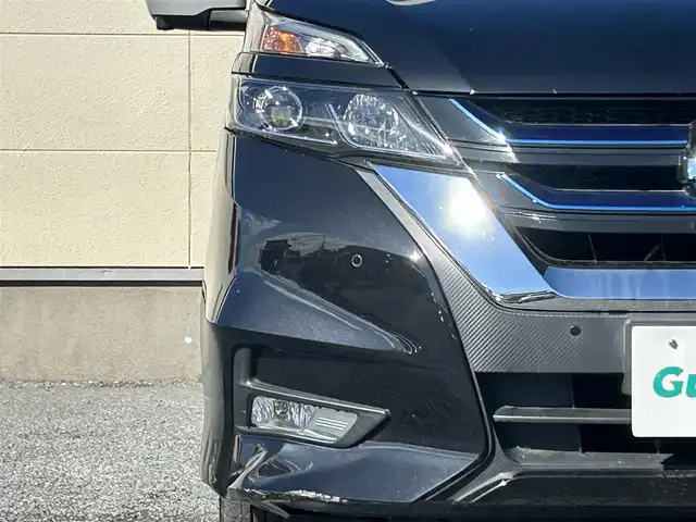 日産 セレナ e－パワー ハイウェイスター V 茨城県 2018(平30)年 7.6万km ダイヤモンドブラック 2トーン 純正9型ナビ/フルセグTV/両側パワースライドドア/アラウンドビューモニター/ビルトインETC/後席用フリップダウンモニター/レーダークルーズコントロール/フロント/バックソナー/エマージェンシーブレーキ/セーフティパックB/・プロパイロット/・車線逸脱防止支援システム/・インテリジェントルームミラー/・踏み間違い衝突防止アシスト/・駐車支援機能/LEDヘッドランプ/オートライト/デュアルオートエアコン/革巻きステアリング/ステアリングスイッチ/純正15インチアルミホイール/スマートキー/プッシュエンジンスターター