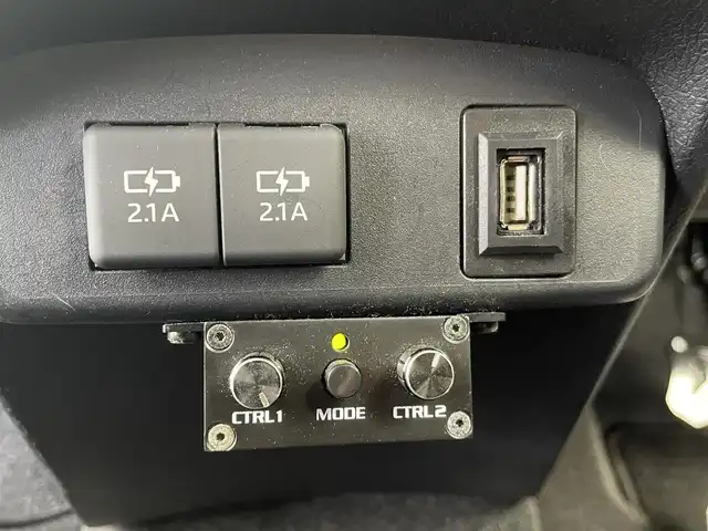 トヨタ シエンタ G 群馬県 2019(令1)年 4.1万km ブラックマイカ 禁煙車　社外ナビ　バックカメラ　Ｂｌｕｅｔｏｏｔｈ　フルセグ　両側パワースライドドア　衝突軽減システム　車線逸脱警報　ＥＴＣ　オートマチックハイビーム　横滑り防止装置　アイドリングストップ