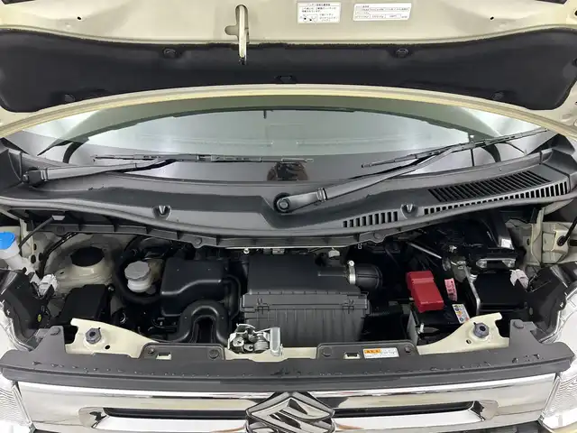 スズキ スペーシア HYBRID X 愛知県 2024(令6)年 0.7万km シフォンアイボリーM 禁煙車/ワンオーナー/7インチナビ/（AM/FM/Bluetooth）/バックカメラ/スズキセーフティサポート/・衝突軽減ブレーキ/・レーンキープアシスト/・オートマチックハイビーム/コーナーセンサー/ドライブレコーダー/ETC/シートヒーター/ベンチシート/両側パワースライドドア/アイドリングストップ/純正フロアマット/LEDヘッドライト/横滑り防止装置/オートエアコン/スマートキー/プッシュスタート