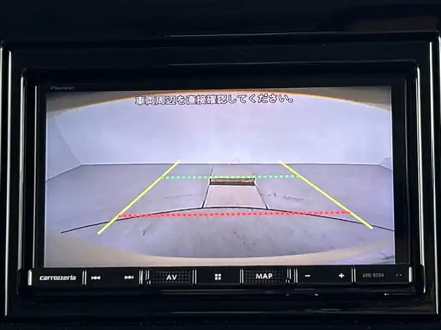 スズキ スペーシア HYBRID X 愛知県 2024(令6)年 0.7万km シフォンアイボリーM 禁煙車/ワンオーナー/7インチナビ/（AM/FM/Bluetooth）/バックカメラ/スズキセーフティサポート/・衝突軽減ブレーキ/・レーンキープアシスト/・オートマチックハイビーム/コーナーセンサー/ドライブレコーダー/ETC/シートヒーター/ベンチシート/両側パワースライドドア/アイドリングストップ/純正フロアマット/LEDヘッドライト/横滑り防止装置/オートエアコン/スマートキー/プッシュスタート