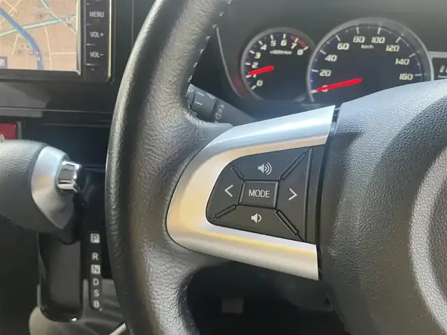 トヨタ タンク カスタムG 愛知県 2019(令1)年 5.7万km パールホワイトⅢ スマートアシスト/衝突回避支援ブレーキサポート/純正SDナビTV/Bluetoothオーディオ/バックカメラ/スマートキー×2ヶ/プッシュスタート/クルーズコントロール/前後2カメラドライブレコーダー/両側パワースライドドア/ETC/LEDヘッドライト/オートライト/オートマチックハイビーム/アイドルストップ/純正アルミホイル/純正フロアマット/保証書取説有り
