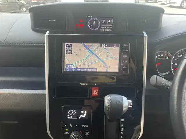トヨタ タンク カスタムG 愛知県 2019(令1)年 5.7万km パールホワイトⅢ スマートアシスト/衝突回避支援ブレーキサポート/純正SDナビTV/Bluetoothオーディオ/バックカメラ/スマートキー×2ヶ/プッシュスタート/クルーズコントロール/前後2カメラドライブレコーダー/両側パワースライドドア/ETC/LEDヘッドライト/オートライト/オートマチックハイビーム/アイドルストップ/純正アルミホイル/純正フロアマット/保証書取説有り