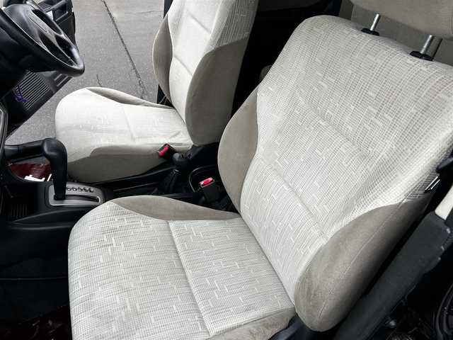 三菱 パジェロ イオ パールパッケージ ナビED 道北・旭川 2002(平14)年 3.7万km ピレネーブラック 走行距離36700キロ/運転席助手席エアバック/純正アルミホイール/電動格納ドアミラー/オートエアコン/ABS/背面タイヤ/社外ドライブレコーダー