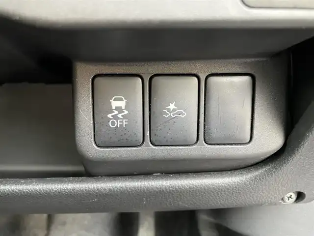 日産 デイズ HWS X Vセレ +SeftyⅡ 山口県 2015(平27)年 11万km クールシルバー 純正メモリナビ/Bluetooth/フルセグTV/バックカメラ/全周囲カメラ（ルームミラー）/プッシュスタート/スマートキー/HIDヘッドライト/フォグライト/衝突軽減ブレーキ/横滑り防止装置/オートライト/純正14インチAW/保証書・取説/スペアキー1個
