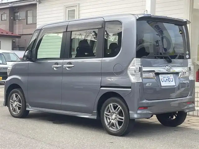 ダイハツ タント カスタム X 秋田県 2014(平26)年 12万km タングステングレーM (株)IDOMが運営する【じしゃロン秋田店】の自社ローン専用車両になりますこちらは現金またはオートローンご利用時の価格です。自社ローンご希望の方は別途その旨お申付け下さい/社外SDナビ【CD/DVD/SD/USB/iPod】/バックカメラ/フルセグTV/両側パワースライドドア/LEDヘッドライト/サマータイヤのみ4本