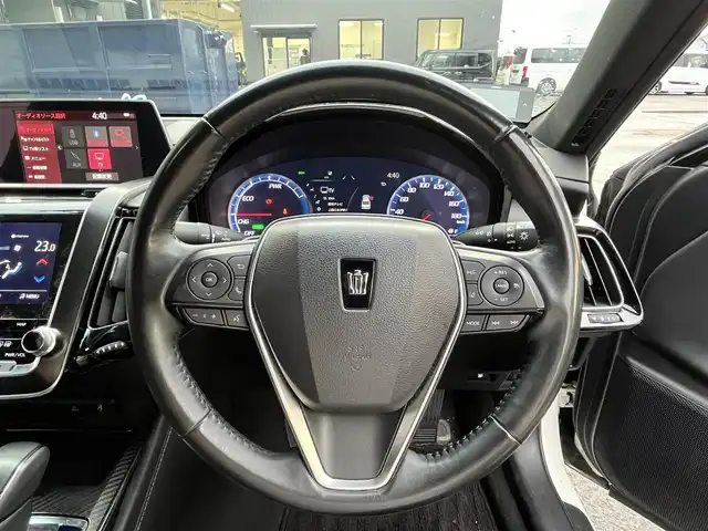 トヨタ クラウン ハイブリッド RS アドバンス 滋賀県 2018(平30)年 3.4万km ホワイトパールクリスタルシャイン 純正8インチナビ/DVD/CD/SD/AUX/Bluetooth/USB/AUX/サンルーフ/レザーシート/TRDエアロ/追従クルーズコントロール/全方位カメラ/パーキングアシスト/コーナーセンサー/パドルシフト/ドライブレコーダー/ETC2.0