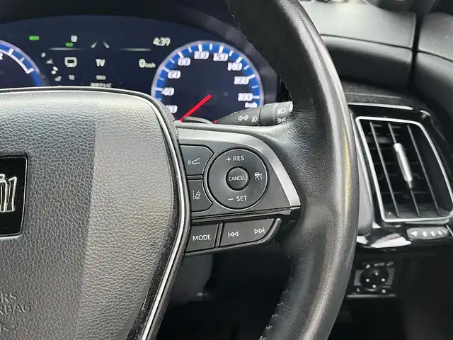 トヨタ クラウン ハイブリッド RS アドバンス 滋賀県 2018(平30)年 3.4万km ホワイトパールクリスタルシャイン 純正8インチナビ/DVD/CD/SD/AUX/Bluetooth/USB/AUX/サンルーフ/レザーシート/TRDエアロ/追従クルーズコントロール/全方位カメラ/パーキングアシスト/コーナーセンサー/パドルシフト/ドライブレコーダー/ETC2.0