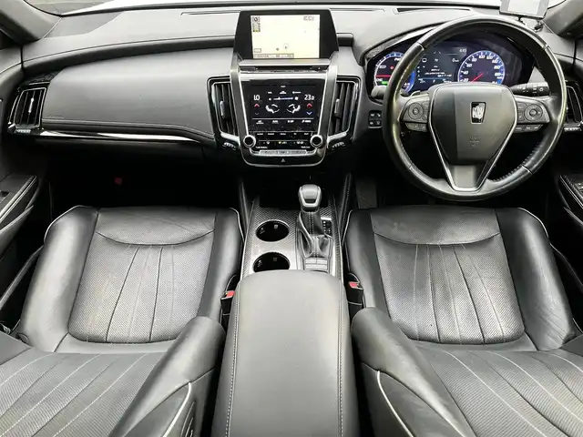 トヨタ クラウン ハイブリッド RS アドバンス 滋賀県 2018(平30)年 3.4万km ホワイトパールクリスタルシャイン 純正8インチナビ/DVD/CD/SD/AUX/Bluetooth/USB/AUX/サンルーフ/レザーシート/TRDエアロ/追従クルーズコントロール/全方位カメラ/パーキングアシスト/コーナーセンサー/パドルシフト/ドライブレコーダー/ETC2.0