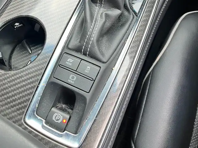 トヨタ クラウン ハイブリッド RS アドバンス 滋賀県 2018(平30)年 3.4万km ホワイトパールクリスタルシャイン 純正8インチナビ/DVD/CD/SD/AUX/Bluetooth/USB/AUX/サンルーフ/レザーシート/TRDエアロ/追従クルーズコントロール/全方位カメラ/パーキングアシスト/コーナーセンサー/パドルシフト/ドライブレコーダー/ETC2.0