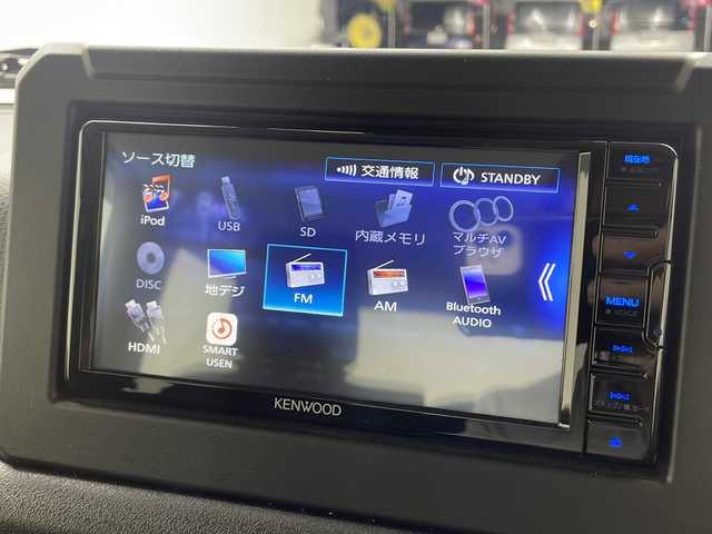 スズキ ジムニー XC 大阪府 2023(令5)年 3.3万km ピュアホワイトP ４WD/純正ナビ　KENWOOD/【BT/フルセグTV/DVD/USB]/バックカメラ/ドライブレコーダー　前方のみ　/ETC/衝突被害軽減システム/アイドリングストップ/クルーズコントロール/ヒーテッドドアミラー/シートヒーターD+N席/オートライト/オートマチックハイビーム/純正16インチアルミホイール
