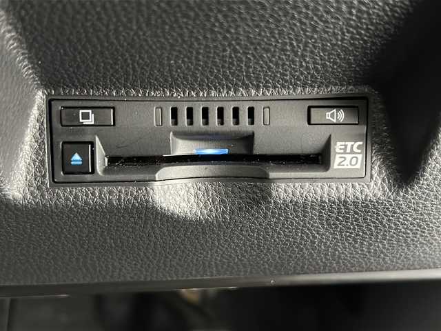 トヨタ ＧＲヤリス RS 福島県 2020(令2)年 5.5万km プラチナホワイトパールマイカ ／禁煙車/／純正ナビ機能付きＤＡ/／ＥＴＣ/／バックカメラ/／カーボン調ルーフ/／ＢＳＭ/／ＨＵＤ/／衝突軽減装置/／前後ドラレコ/／レーダークルーズコントロール/／パドルシフト/／オートライト/／オートエアコン