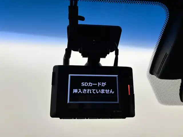 トヨタ クラウン ハイブリッド RS アドバンス 福岡県 2021(令3)年 6.1万km プレシャスホワイトパール ムーンルーフ　/純正１２．３型ナビ/フルセグTV　/全方位カメラ　/デジタルインナーミラー　/前後ドラレコ　/ビルトインＥＴＣ２．０　/トヨタセーフティセンス　/レーダークルーズコントロール　/コーナーセンサー　/衝突軽減ブレーキ　/レーダークルーズコントロール　/ブラインドスポットモニター　/アクセル踏み間違い防止　/パドルシフト　/ＨＵＤ　/シートメモリー付きパワーシート　/シートベンチレーション／ヒーター/ステアリングヒーター　/純正１８インチアルミホイール　/３眼ヘッドライト