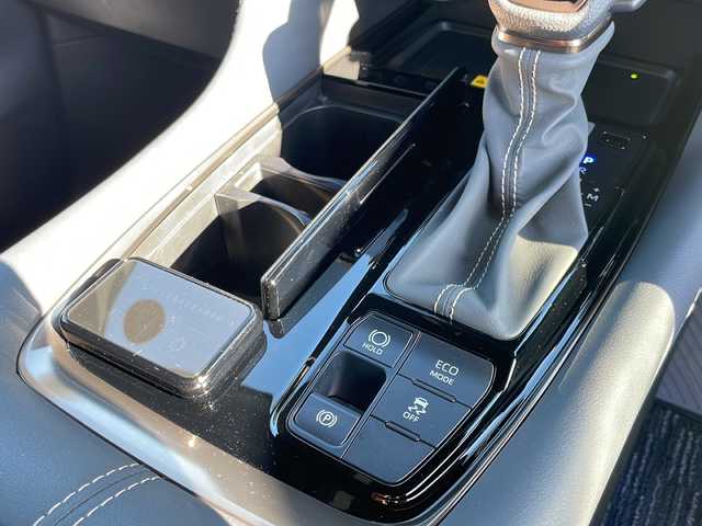 トヨタ アルファード Z 岩手県 2024(令6)年 3.2万km ブラック ワンオーナー モデリスタマルチカラーインテリアイルミネーション モデリスタクールシャインキット 左右独立ムーンルーフ 14型ナビ フリップダウンモニター フルセグ 全周囲Ｃ メモリ付電動革シート オートパーキングアシスト デジタルインナーミラー ドラレコ 電動ステップ付両側電動スライド 電動リアゲート ビルトインETC2.0 BSM AC100Vコンセント