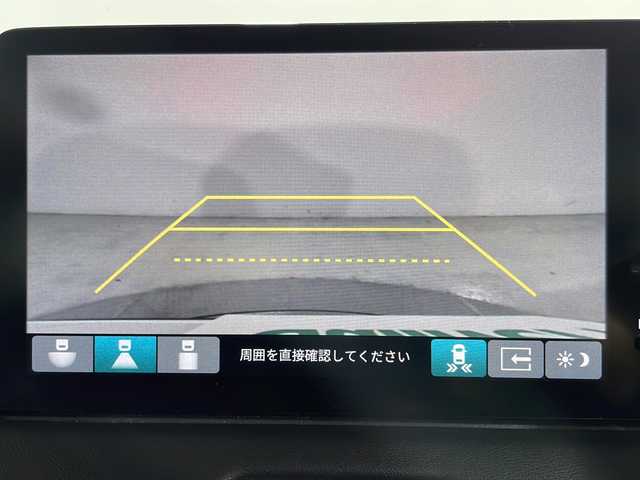 ホンダ ヴェゼル ハイブリッド e:HEV Z 広島県 2021(令3)年 4.8万km プラチナホワイトパール 純正９型ナビ/バックカメラ/シートヒーター/電動リアゲート/ワイヤレス充電/ブラインドスポットモニター/ＥＴＣ２．０/前後ドラレコ/オートハイビーム/ステアリングヒーター/レーダークルーズコントロール/衝突軽減/レーンキープアシスト/踏み間違い防止/純正18インチアルミホイール(225/50/R18)/エアバッグ(運転席/助手席/サイド/カーテン)