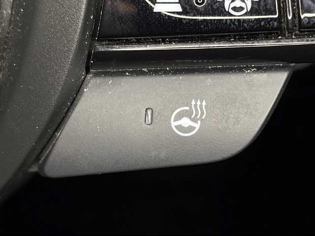 ホンダ ヴェゼル ハイブリッド e:HEV Z 広島県 2021(令3)年 4.8万km プラチナホワイトパール 純正９型ナビ/バックカメラ/シートヒーター/電動リアゲート/ワイヤレス充電/ブラインドスポットモニター/ＥＴＣ２．０/前後ドラレコ/オートハイビーム/ステアリングヒーター/レーダークルーズコントロール/衝突軽減/レーンキープアシスト/踏み間違い防止/純正18インチアルミホイール(225/50/R18)/エアバッグ(運転席/助手席/サイド/カーテン)