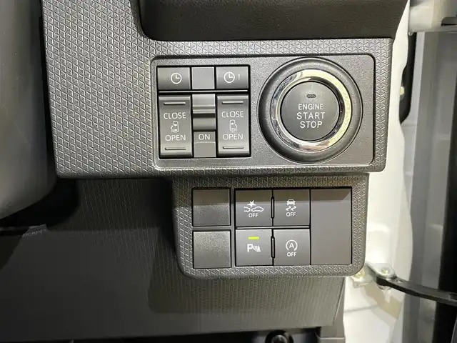 ダイハツ タント カスタム X 岩手県 2024(令6)年 0.3万km シャイニングホワイトパール ４WD/両側パワースライドドア/スマートアシスト/衝突回避支援ブレーキ/車線逸脱抑制機能/誤発進抑制機能/ブレーキ制御付き誤発進抑制機能/コーナーセンサー/標識認識機能/先行車発信お知らせ機能/オートブレーキホールド/横滑り防止装置/アイドリングストップ/ロールサンシェード/シートヒーター/オートエアコン/LEDヘッドライト/LEDフォグライト/純正16インチアルミホイール/純正フロアマット