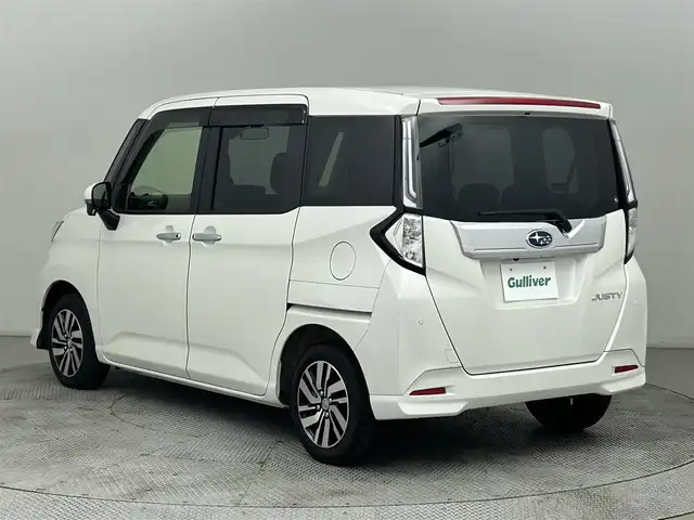 スバル ジャスティ 道央・札幌 2021(令3)年 1.4万km パールホワイトⅢ ・４WD/・衝突軽減/・全方位カメラ/・純正ナビ/・BT/CD/DVD/SD/iPod/フルセグTV/・寒冷地仕様/・アイドリングストップ/・アダプティブクルーズコントロール/・シートヒーター/・両側パワースライドドア/・ドライブレコーダー/・ＬＥＤヘッドライト/・LEDフォグライト/・オートライト/・ブレーキホールド/・パワーウィンドウ/・パワーステアリング/・ＥＴＣ2.0/・ステアリングスイッチ/・プッシュスタート/・スマートキー/・スペアキー１本/・オートエアコン/・横滑り防止/・ABS/・コーナーセンサー/・純正フロアマット/・純正アルミホイール