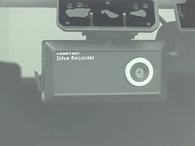 スバル ジャスティ 道央・札幌 2021(令3)年 1.4万km パールホワイトⅢ ・４WD/・衝突軽減/・全方位カメラ/・純正ナビ/・BT/CD/DVD/SD/iPod/フルセグTV/・寒冷地仕様/・アイドリングストップ/・アダプティブクルーズコントロール/・シートヒーター/・両側パワースライドドア/・ドライブレコーダー/・ＬＥＤヘッドライト/・LEDフォグライト/・オートライト/・ブレーキホールド/・パワーウィンドウ/・パワーステアリング/・ＥＴＣ2.0/・ステアリングスイッチ/・プッシュスタート/・スマートキー/・スペアキー１本/・オートエアコン/・横滑り防止/・ABS/・コーナーセンサー/・純正フロアマット/・純正アルミホイール