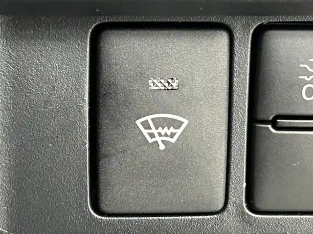 スバル ジャスティ 道央・札幌 2021(令3)年 1.4万km パールホワイトⅢ ・４WD/・衝突軽減/・全方位カメラ/・純正ナビ/・BT/CD/DVD/SD/iPod/フルセグTV/・寒冷地仕様/・アイドリングストップ/・アダプティブクルーズコントロール/・シートヒーター/・両側パワースライドドア/・ドライブレコーダー/・ＬＥＤヘッドライト/・LEDフォグライト/・オートライト/・ブレーキホールド/・パワーウィンドウ/・パワーステアリング/・ＥＴＣ2.0/・ステアリングスイッチ/・プッシュスタート/・スマートキー/・スペアキー１本/・オートエアコン/・横滑り防止/・ABS/・コーナーセンサー/・純正フロアマット/・純正アルミホイール