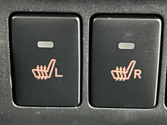 スバル ジャスティ 道央・札幌 2021(令3)年 1.4万km パールホワイトⅢ ・４WD/・衝突軽減/・全方位カメラ/・純正ナビ/・BT/CD/DVD/SD/iPod/フルセグTV/・寒冷地仕様/・アイドリングストップ/・アダプティブクルーズコントロール/・シートヒーター/・両側パワースライドドア/・ドライブレコーダー/・ＬＥＤヘッドライト/・LEDフォグライト/・オートライト/・ブレーキホールド/・パワーウィンドウ/・パワーステアリング/・ＥＴＣ2.0/・ステアリングスイッチ/・プッシュスタート/・スマートキー/・スペアキー１本/・オートエアコン/・横滑り防止/・ABS/・コーナーセンサー/・純正フロアマット/・純正アルミホイール