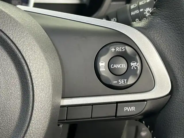 スバル ジャスティ 道央・札幌 2021(令3)年 1.4万km パールホワイトⅢ ・４WD/・衝突軽減/・全方位カメラ/・純正ナビ/・BT/CD/DVD/SD/iPod/フルセグTV/・寒冷地仕様/・アイドリングストップ/・アダプティブクルーズコントロール/・シートヒーター/・両側パワースライドドア/・ドライブレコーダー/・ＬＥＤヘッドライト/・LEDフォグライト/・オートライト/・ブレーキホールド/・パワーウィンドウ/・パワーステアリング/・ＥＴＣ2.0/・ステアリングスイッチ/・プッシュスタート/・スマートキー/・スペアキー１本/・オートエアコン/・横滑り防止/・ABS/・コーナーセンサー/・純正フロアマット/・純正アルミホイール