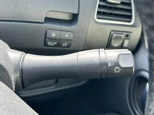 日産 セレナ HWS S HV Vセレ +SeftyⅡ 京都府 2016(平28)年 8.4万km ブリリアントホワイトパール (株)IDOMが運営する【じしゃロン伏見店】の自社ローン専用車両になりますこちらは現金またはオートローンご利用時の価格です。自社ローンご希望の方は別途その旨お申付け下さい/純正ナビ/ETC/両側パワースライドドア/全方位カメラ/クルーズコントロール/フリップダウンモニター/TV/DVD/CD