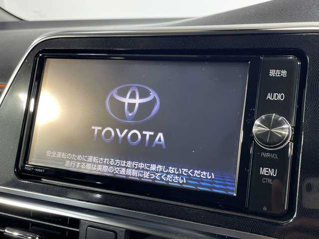 トヨタ シエンタ ハイブリッド G 神奈川県 2016(平28)年 7.3万km ブラックマイカ 純正7型SDナビ【NSZT-W66T】/AM　FM　フルセグ　DVD　CD　SD　MSV　Bluetooth/バックカメラ/両側パワースライドドア/トヨタセーフティセンス/ビルトインETC/社外前後ドライブレコーダー【VREC-DH300D】/革巻ステアリング/ステアリングリモコン/純正フロアマット/ISOFIX対応/保証書/取扱説明書/スマートキー×2/LEDヘッドライト/フォグランプ/純正15インチアルミ/ドアバイザー/LDA（レーンディパーチャーアラート）/先行車発進お知らせ