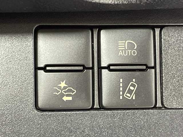 トヨタ シエンタ ハイブリッド G 神奈川県 2016(平28)年 7.3万km ブラックマイカ 純正7型SDナビ【NSZT-W66T】/AM　FM　フルセグ　DVD　CD　SD　MSV　Bluetooth/バックカメラ/両側パワースライドドア/トヨタセーフティセンス/ビルトインETC/社外前後ドライブレコーダー【VREC-DH300D】/革巻ステアリング/ステアリングリモコン/純正フロアマット/ISOFIX対応/保証書/取扱説明書/スマートキー×2/LEDヘッドライト/フォグランプ/純正15インチアルミ/ドアバイザー/LDA（レーンディパーチャーアラート）/先行車発進お知らせ