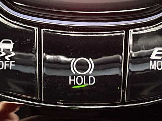 トヨタ Ｃ－ＨＲ G モード ネロセーフティプラスⅢ 神奈川県 2023(令5)年 0.8万km プラチナホワイトパールマイカ モデリスタエアロ/純正8型ディスプレイオーディオ/パノラミックビューモニター/AM FM　Bluetooth　Miracast/セーフティセンス/ブラインドスポットモニター/レーダークルーズコントロール/プリクラッシュセーフティ/レーントレーシングアシスト/オートマチックハイビーム/先行車発進告知機能/後退速度抑制/ふらつき警報/リアクロストラフィックアラート/パーキングサポートブレーキ/ドライブスタートコントロール/前後ソナー/社外前後ドライブレコーダー/社外ポータルデジタルインナーミラー/純正ビルトインETC/プッシュスタート/スマートキー/LEDヘッドランプ/LEDフロントフォグランプ/オートライト/取説　保証書 スペアキー