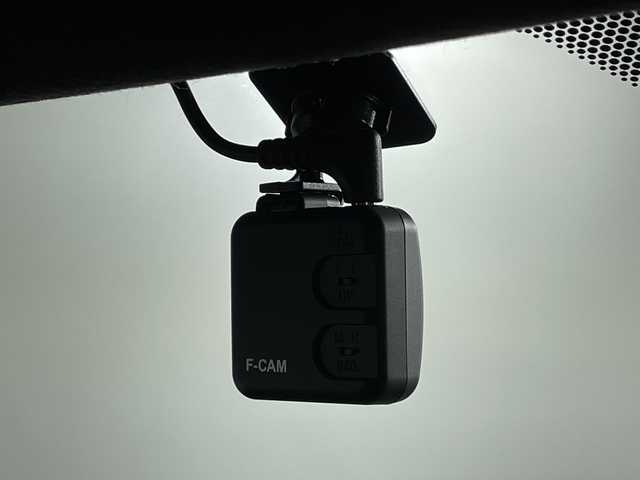 トヨタ Ｃ－ＨＲ G モード ネロセーフティプラスⅢ 神奈川県 2023(令5)年 0.8万km プラチナホワイトパールマイカ モデリスタエアロ/純正8型ディスプレイオーディオ/パノラミックビューモニター/AM FM　Bluetooth　Miracast/セーフティセンス/ブラインドスポットモニター/レーダークルーズコントロール/プリクラッシュセーフティ/レーントレーシングアシスト/オートマチックハイビーム/先行車発進告知機能/後退速度抑制/ふらつき警報/リアクロストラフィックアラート/パーキングサポートブレーキ/ドライブスタートコントロール/前後ソナー/社外前後ドライブレコーダー/社外ポータルデジタルインナーミラー/純正ビルトインETC/プッシュスタート/スマートキー/LEDヘッドランプ/LEDフロントフォグランプ/オートライト/取説　保証書 スペアキー