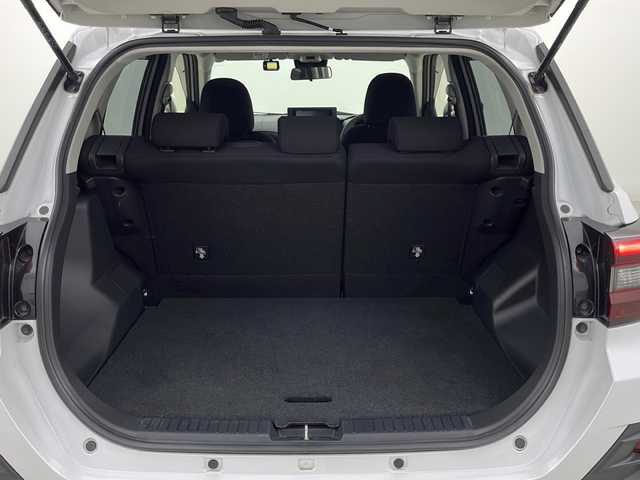 トヨタ ライズ Z 宮城県 2021(令3)年 3.9万km シャイニングホワイトパール 禁煙車/スマートアシスト/・衝突被害軽減ブレーキシステム/・車線維持支援システム/・アダプティブクルーズコントロール/・オートハイビーム/・前後コーナーセンサー/スマートぺダル（S-PDL）/ケンウッド製8インチナビ/・CD/DVD/SD/BT/USB/フルセグTV/バックカメラ/前席シートヒーター/ビルトインETC/前後ドライブレコーダー/ステアリングスイッチ/電動パーキングブレーキ/オートホールド/プッシュスタート/スマートキー/LEDヘッドライト/LEDフォグランプ/純正17インチアルミホイール/純正フロアマット/横滑り防止装置/アイドリングストップ