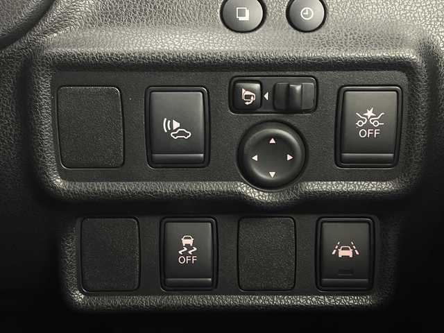 日産 ノート e－パワー X Bアロー 茨城県 2018(平30)年 2.9万km ブリリアントホワイトパール/スーパーブラック 2トーン 純正ナビ　パノラミックビューモニター　フルセグＴＶ　デジタルインナーミラー　ＬＥＤライト　オートライト　ドライブレコーダー　ＥＴＣ　コーナーセンサー　追従クルコン　純正フロアマット　横滑り防止装置