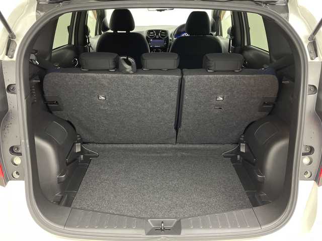 日産 ノート e－パワー X Bアロー 茨城県 2018(平30)年 2.9万km ブリリアントホワイトパール/スーパーブラック 2トーン 純正ナビ　パノラミックビューモニター　フルセグＴＶ　デジタルインナーミラー　ＬＥＤライト　オートライト　ドライブレコーダー　ＥＴＣ　コーナーセンサー　追従クルコン　純正フロアマット　横滑り防止装置