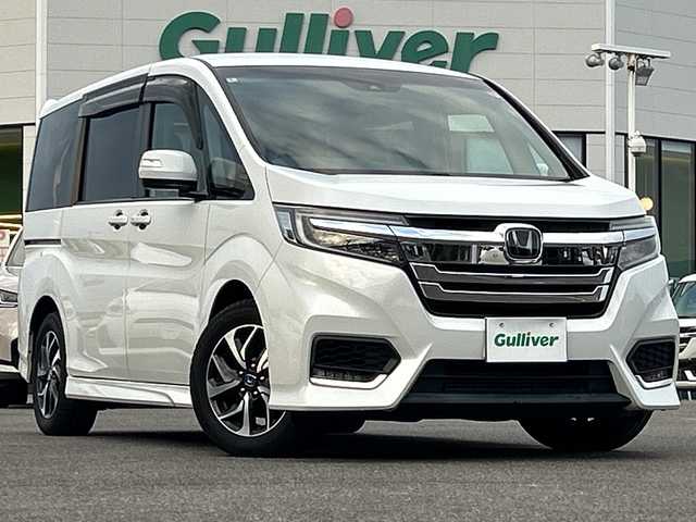 ホンダ ステップワゴン スパーダ ホンダセンシング 佐賀県 2018(平30)年 4.5万km プラチナホワイトパール 純正9インチナビゲーション/純正11.6インチフリップダウンモニター/アダプティブクルーズコントロール/ビルトインETC/バックカメラ/両側パワースライドドア/ワクワクゲート/衝突軽減ブレーキ/路外逸脱抑制機能/先行車発進お知らせ機能/車線維持支援システム/標識認識機能/純正16インチアルミホイール/LEDヘッドライト/フォグランプ/スマートキー