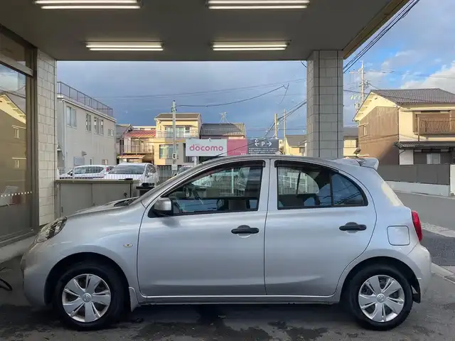 日産 マーチ