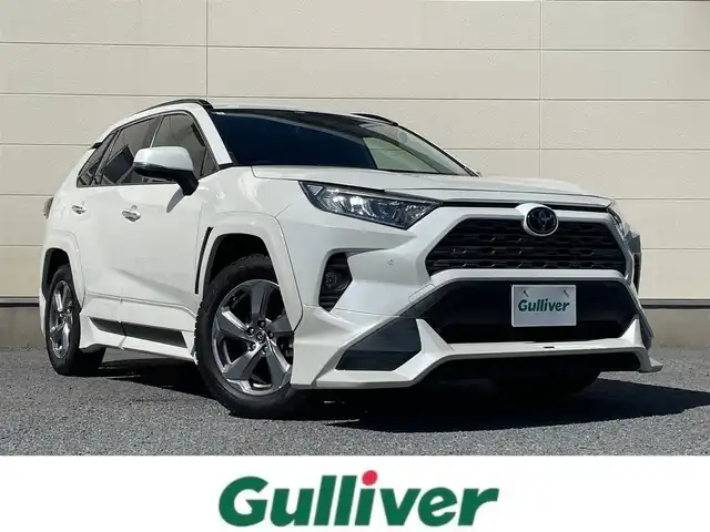 トヨタ ＲＡＶ４ G 茨城県 2019(令1)年 5.2万km ホワイトパールクリスタルシャイン 革巻きステアリング/ステアリングスイッチ/ステアリングヒーター/９インチナビ/バックカメラ/革調シート/パワーシート/LEDヘッドライト/BSM/純正アルミホイール/純正フロアマット/レーダークルーズコントロール/ETC/プッシュスタート/TRDエアロ