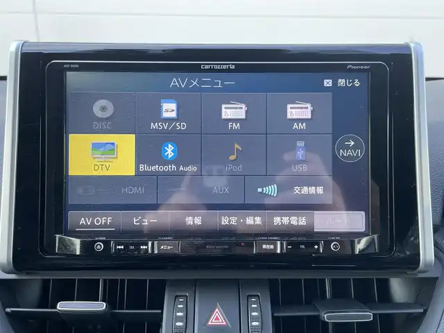 トヨタ ＲＡＶ４ G 茨城県 2019(令1)年 5.2万km ホワイトパールクリスタルシャイン 革巻きステアリング/ステアリングスイッチ/ステアリングヒーター/９インチナビ/バックカメラ/革調シート/パワーシート/LEDヘッドライト/BSM/純正アルミホイール/純正フロアマット/レーダークルーズコントロール/ETC/プッシュスタート/TRDエアロ